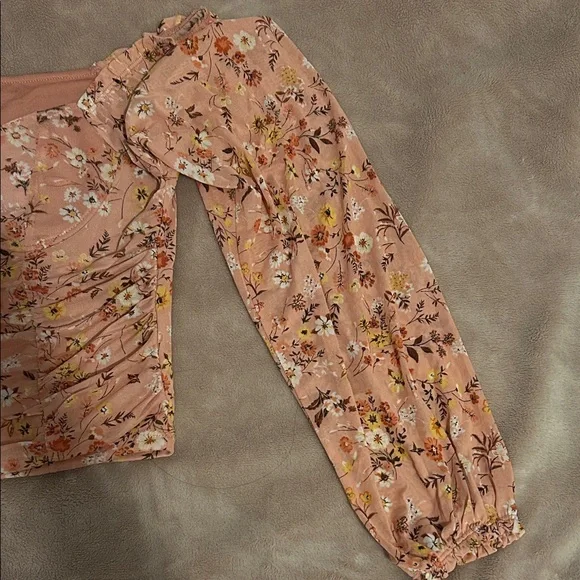 Almost Famous Floral Blouse -Pink and colorful flowers - Picture 2 of 4